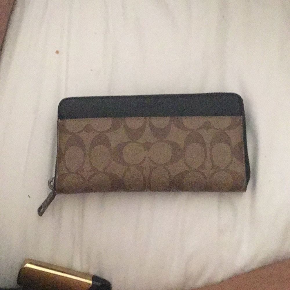 Coach wallet